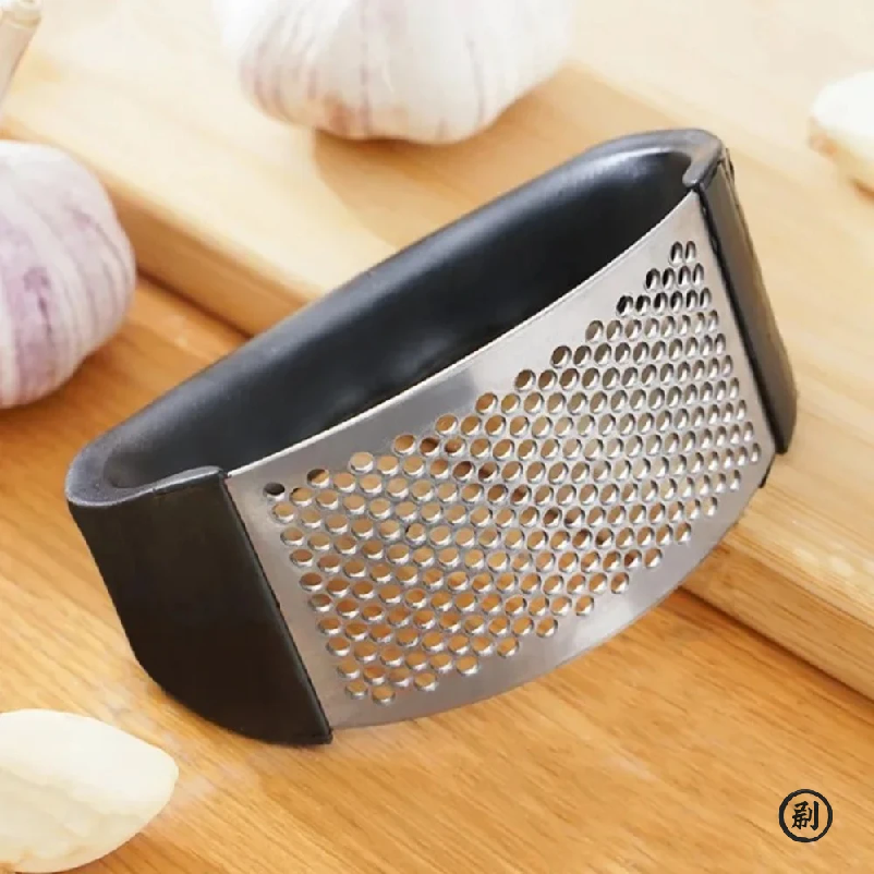 Stainless Steel Garlic Press C - مراجعة Kitchen Gadget Amazon وسعره